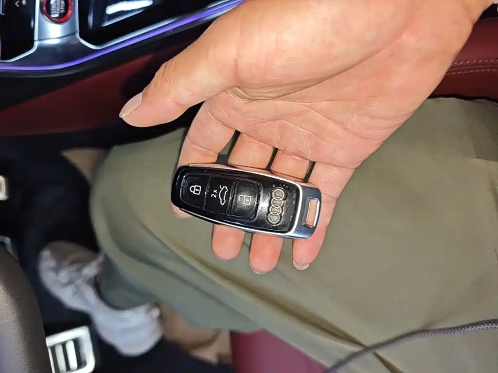 Audi S6 — миниатюра 9