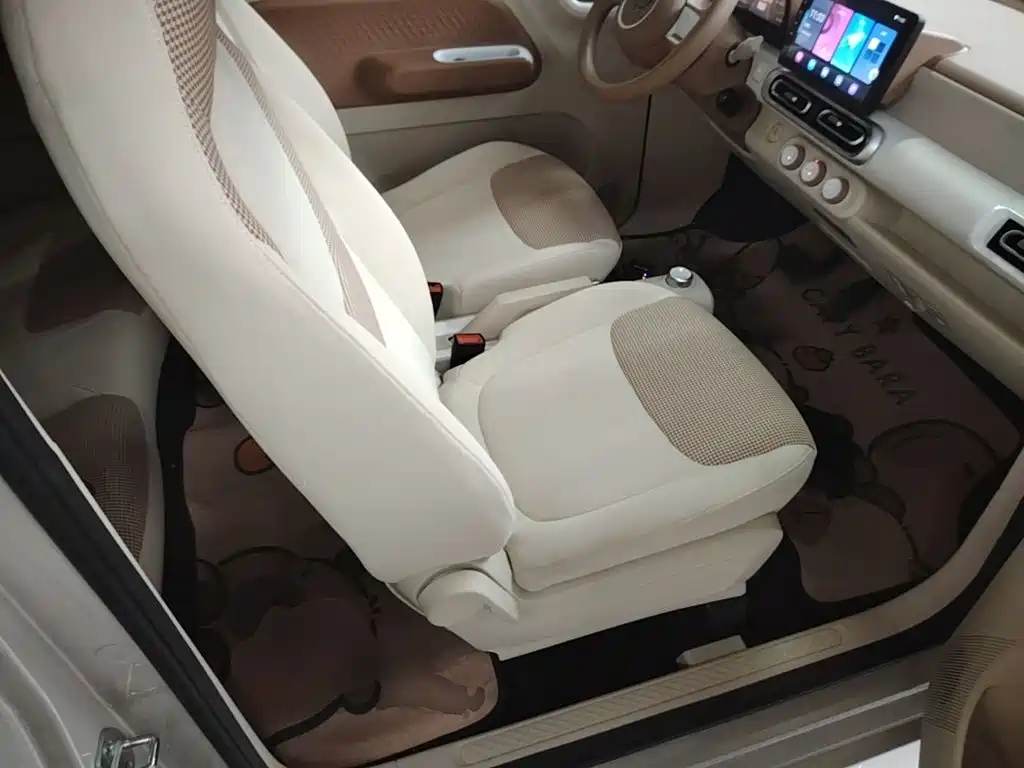 Wuling MINIEV — миниатюра 25