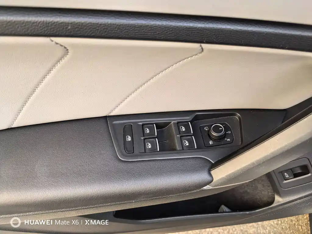 Volkswagen Tayron 2023 300TSI Luxury Plus