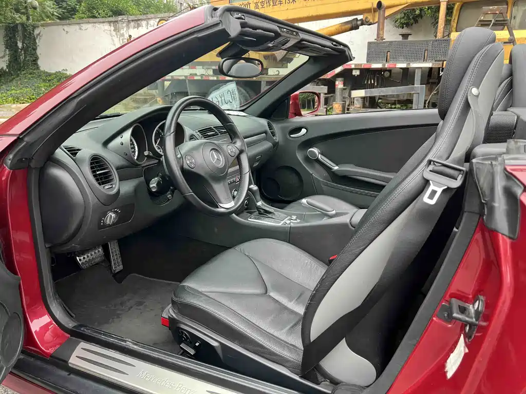 Mercedes-Benz SLK-Class — миниатюра 4