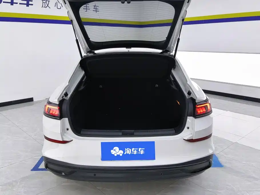 Volkswagen Lamando — миниатюра 4