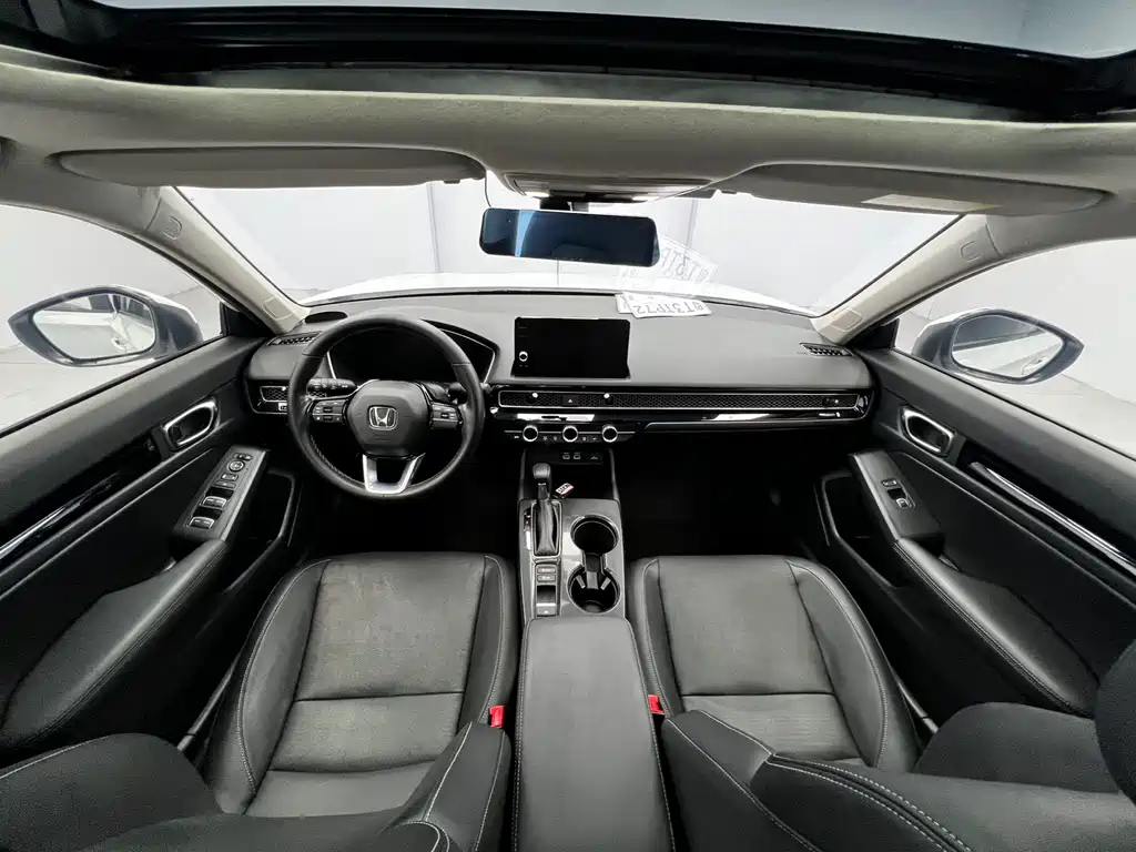 Honda Civic — миниатюра 8