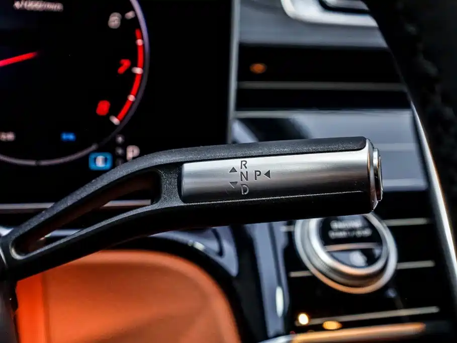 Mercedes-Benz S-Class — миниатюра 17