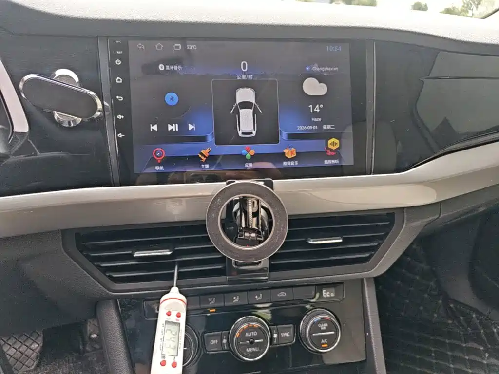 Volkswagen Bora EV — миниатюра 13