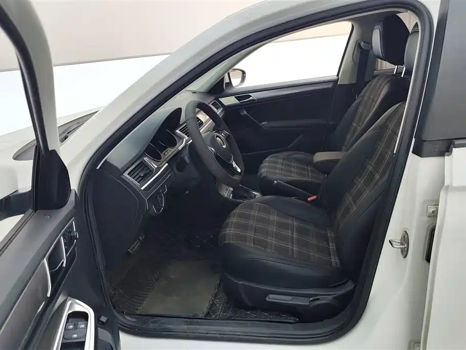 Volkswagen Bora 2018 1.5L AT Fashion