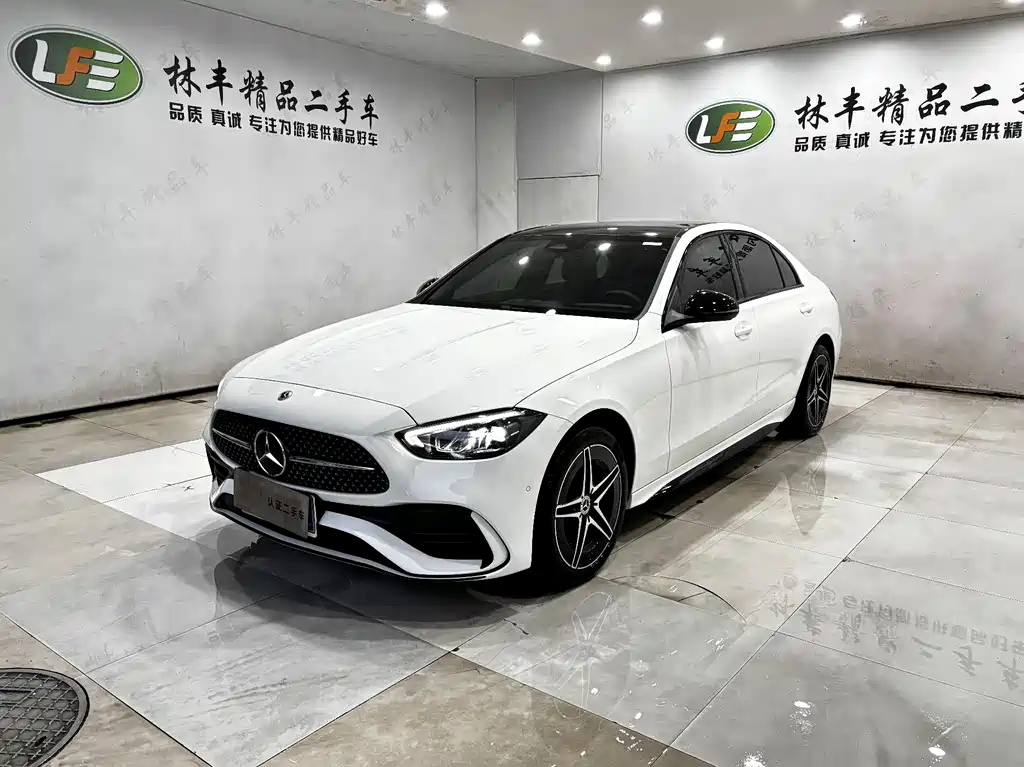 Mercedes-Benz C-Class 2024
