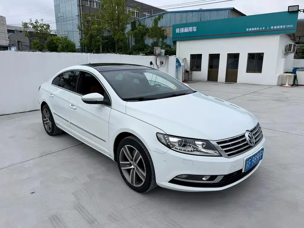 Volkswagen FAW - Passat CC CC 2013 1.8TSI Luxury