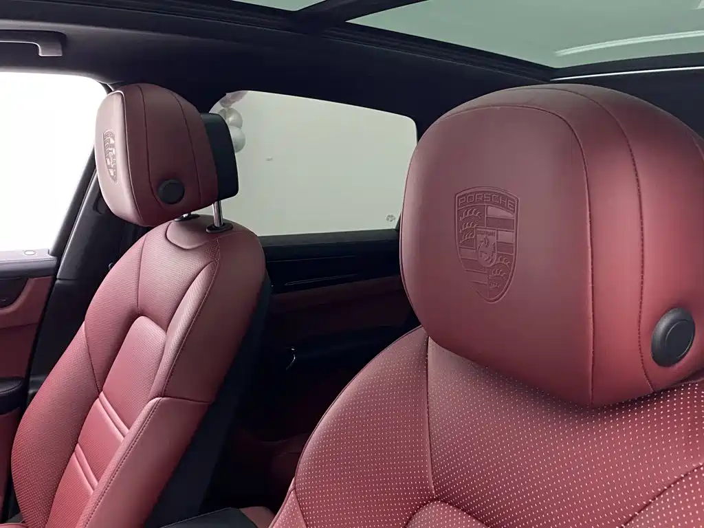 Porsche Cayenne — миниатюра 33