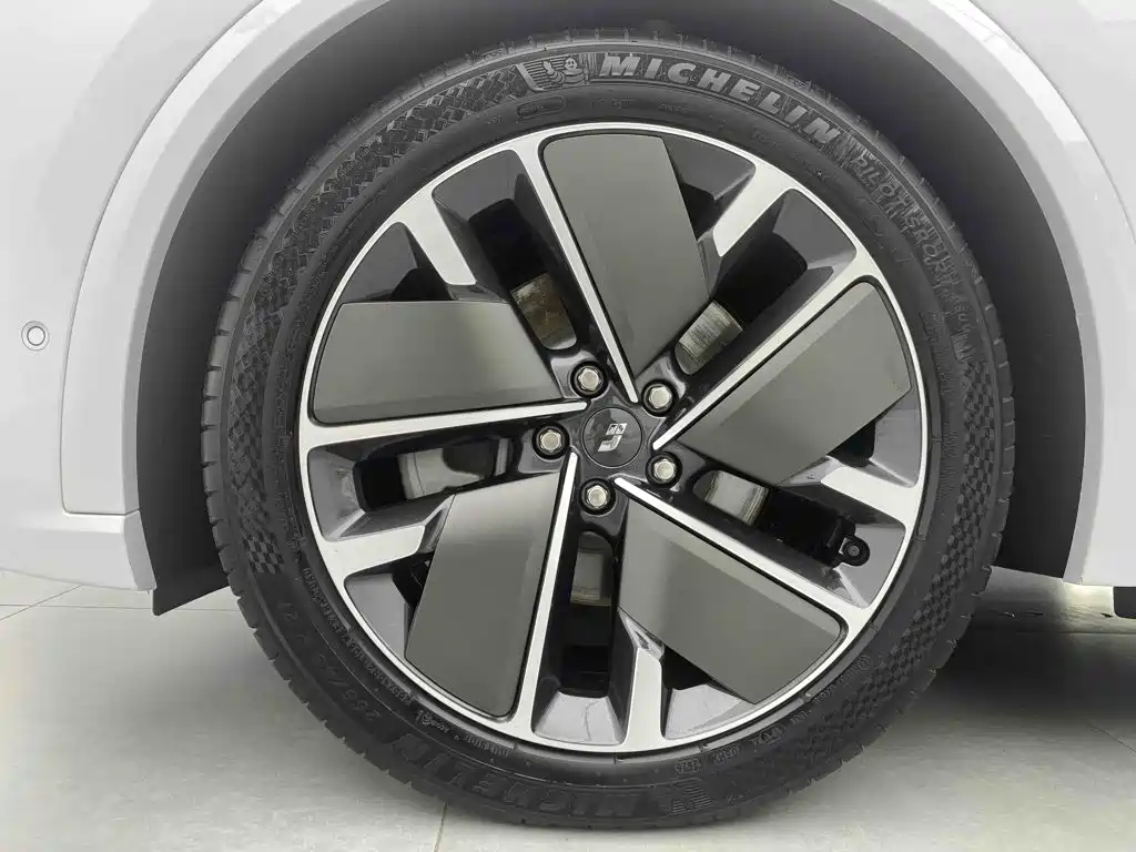 Li Auto Li L9 — миниатюра 7