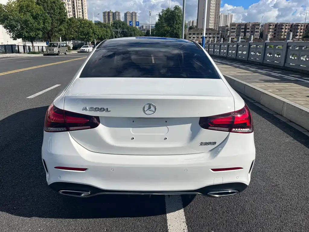 Mercedes-Benz A-Class — миниатюра 6