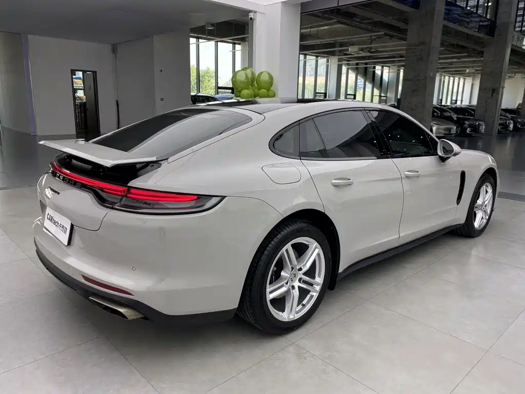 Porsche Panamera — миниатюра 4