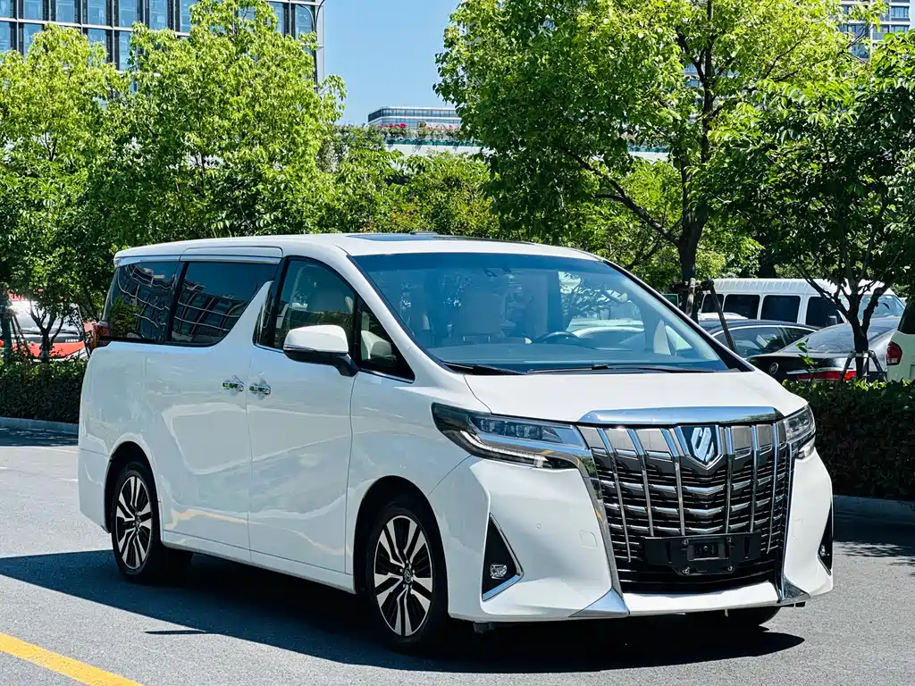 Toyota Alphard 2018 3.5L Luxury