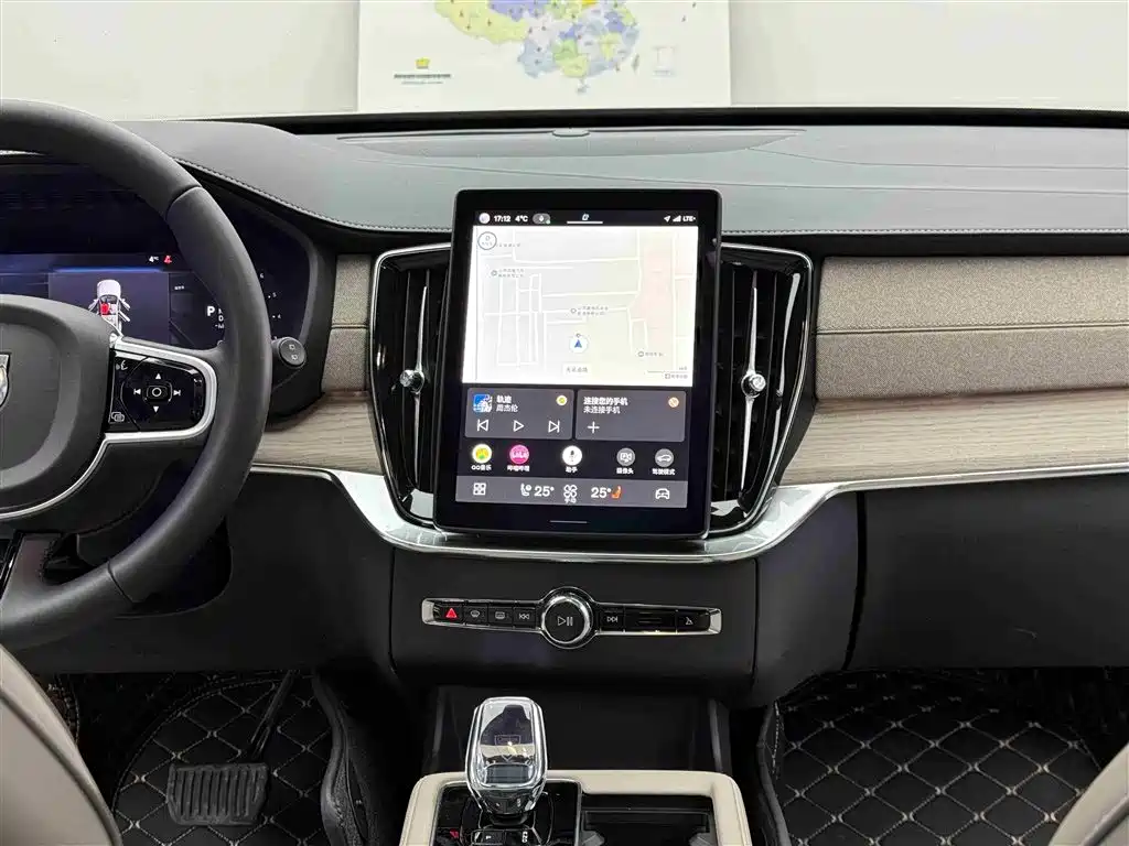 Volvo XC90 2025 B6 Luxury 6 мест