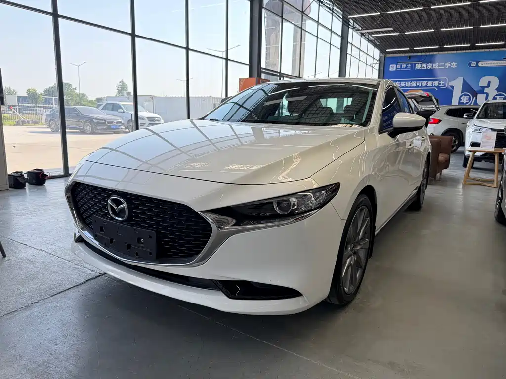 Mazda 3 Axela 2020