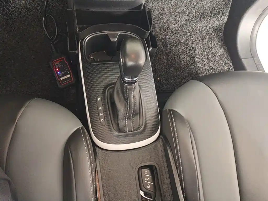 Roewe Clever — миниатюра 14