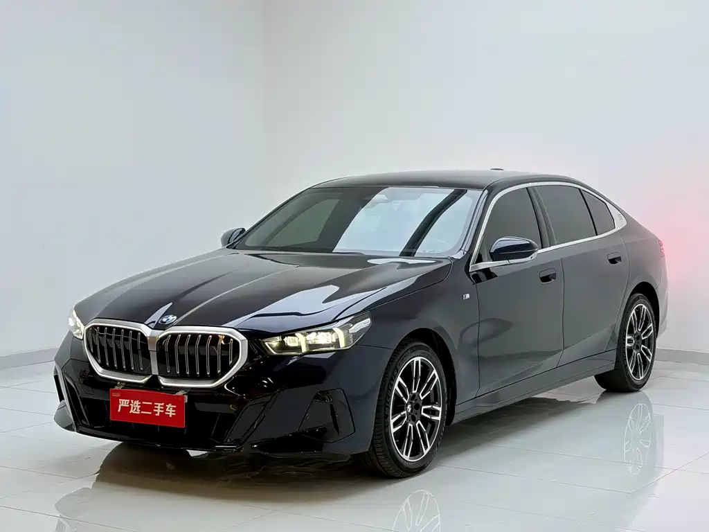 BMW 5 Series 2025