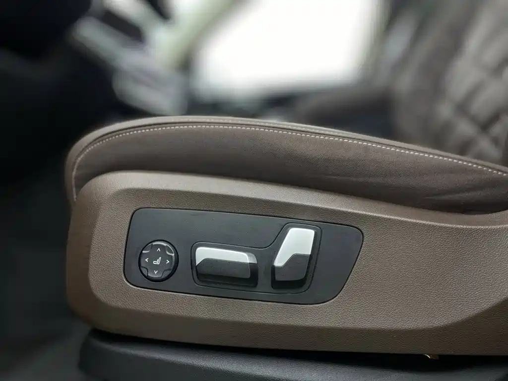 BMW X5 — миниатюра 29