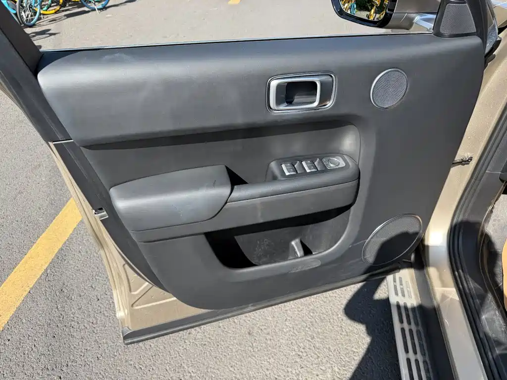 Li Auto Li L8 — миниатюра 6