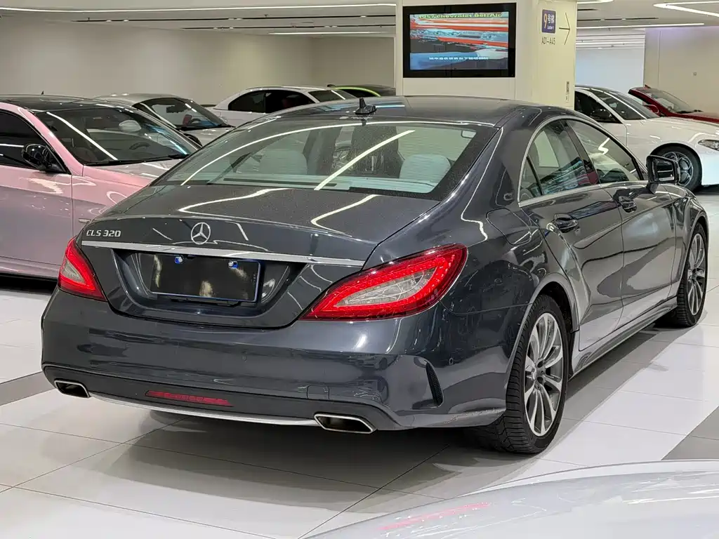 Mercedes-Benz CLS — миниатюра 10