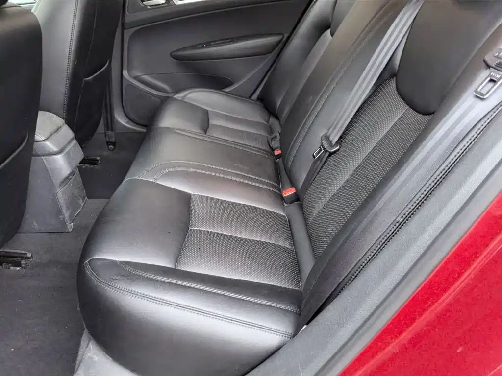 Peugeot 308 — миниатюра 16