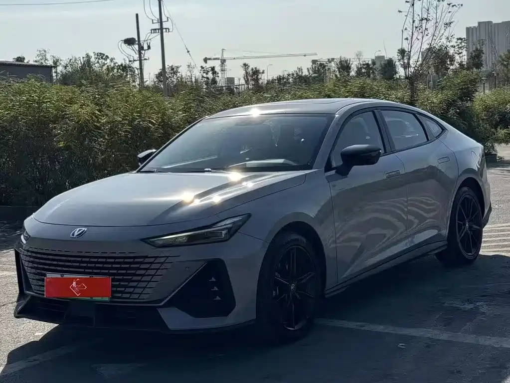 Changan UNI-V iDD