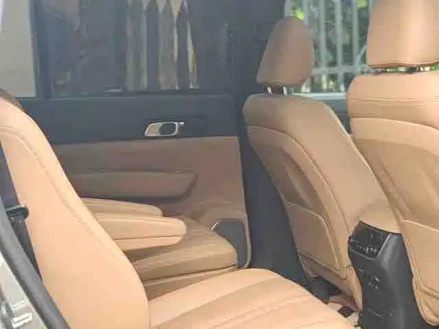 Li Auto ONE 2020 6 мест