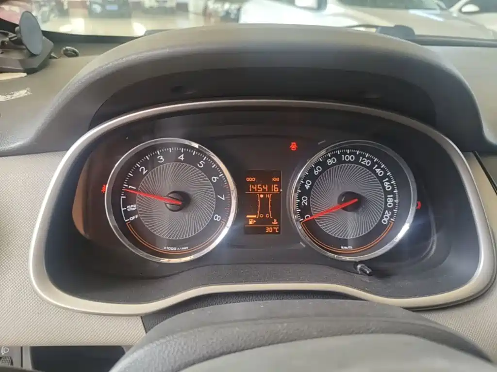 Chevrolet Sail — миниатюра 12