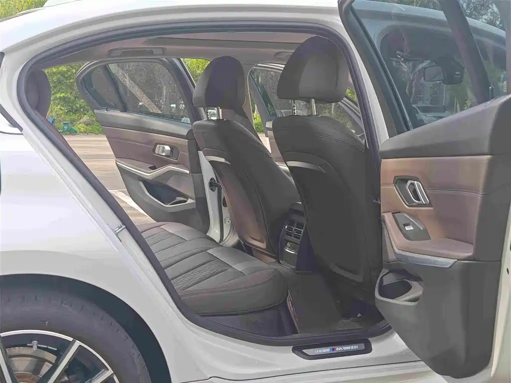 BMW 3 Series 3 2023 320Li M Sport