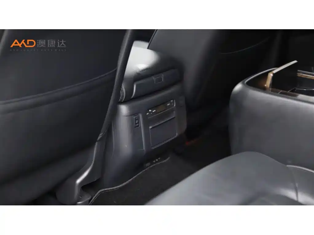 Infiniti QX80 — миниатюра 9