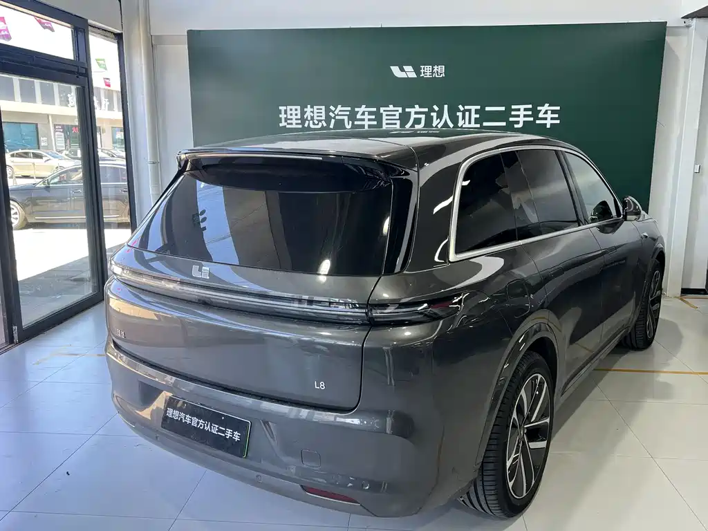 Li Auto L8 2023 Pro