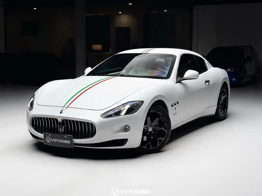 Maserati GranTurismo 2013