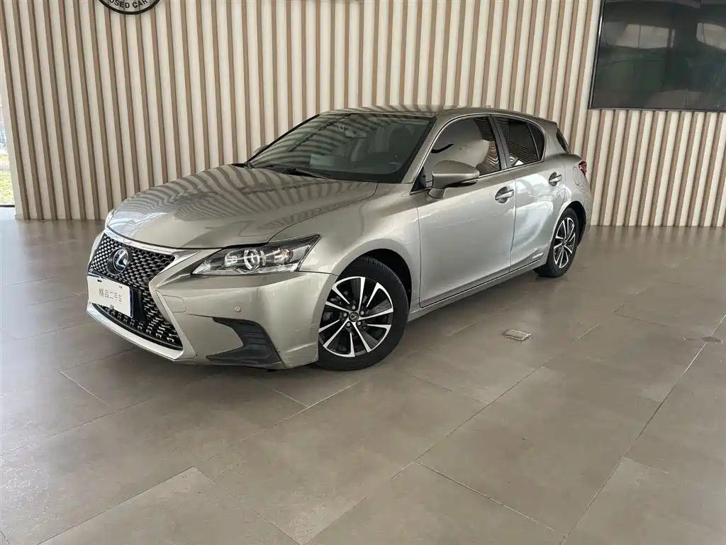 Lexus CT