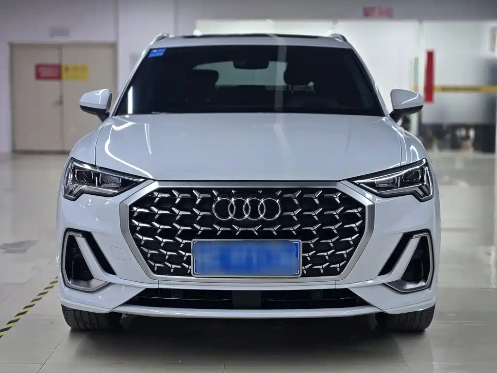Audi Q3 — миниатюра 2
