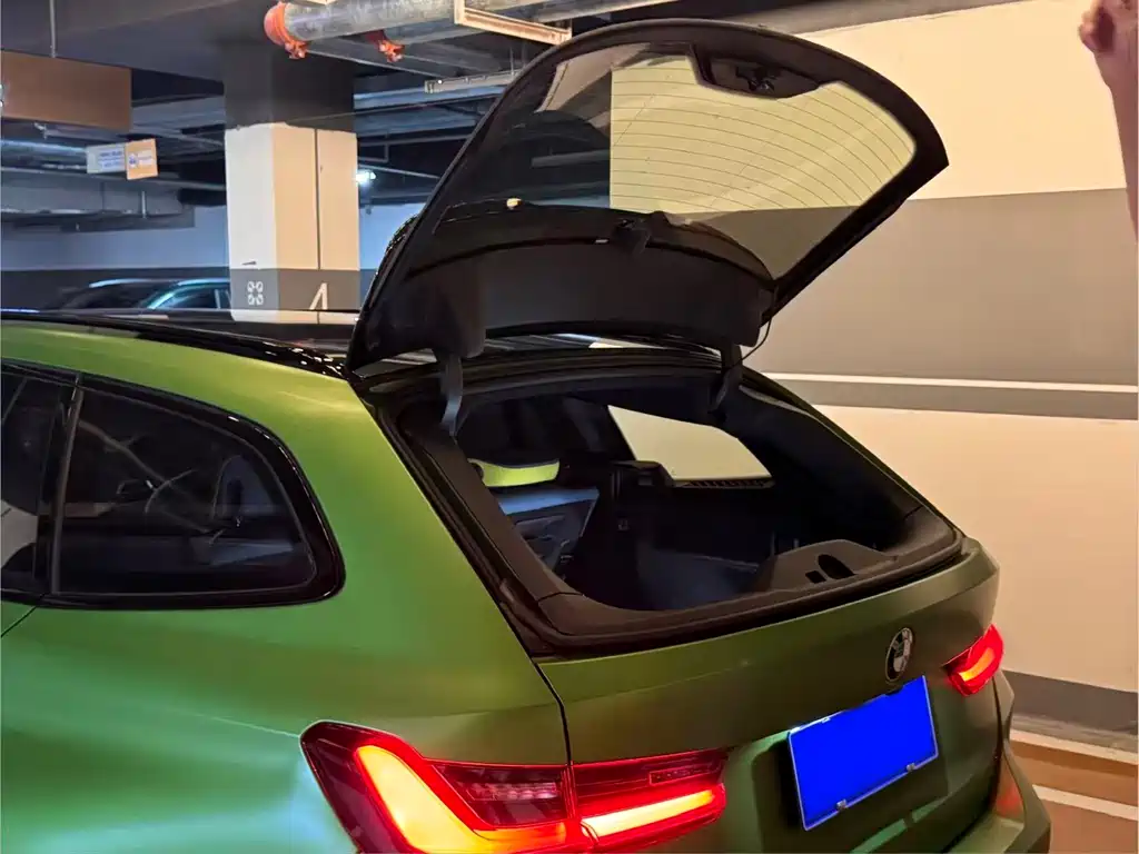BMW M3 — миниатюра 4