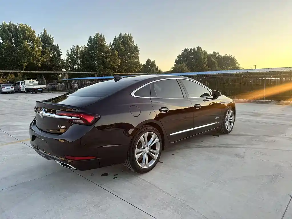 Buick LaCrosse — миниатюра 6
