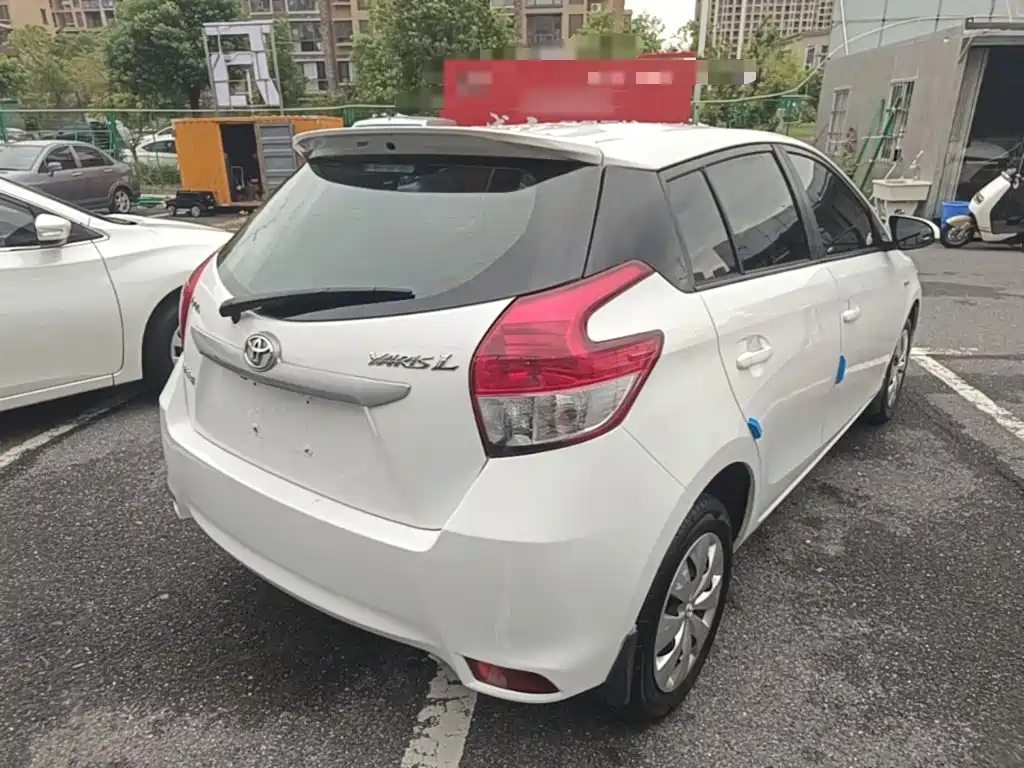 Toyota Yaris L — миниатюра 7