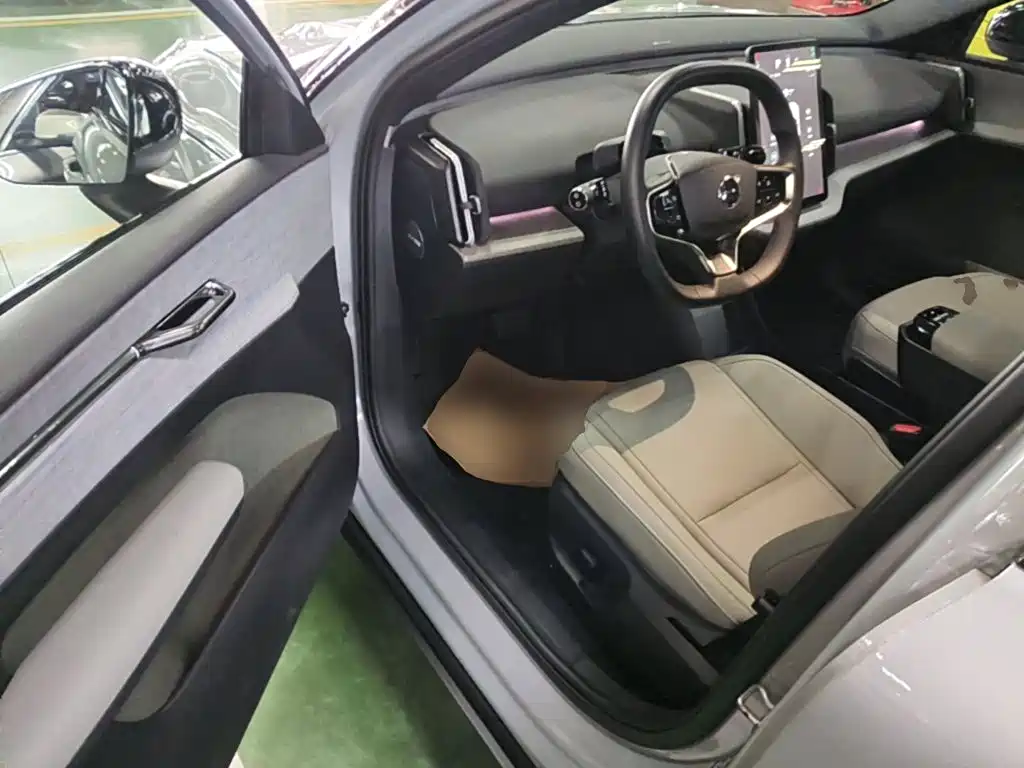Volvo EX30 — миниатюра 16