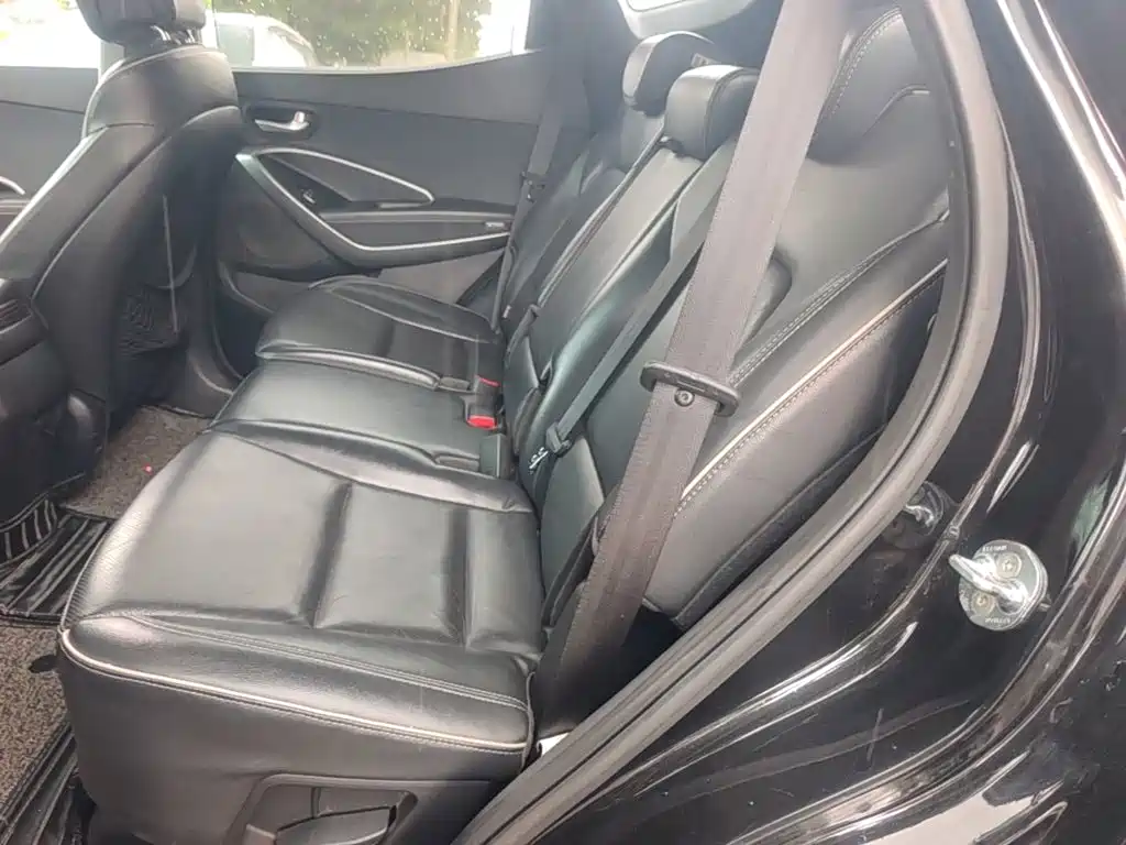 Hyundai Santa Fe — миниатюра 17