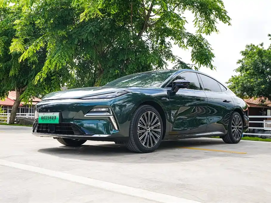 Galaxy Galaxy Xingyao 8 2025
