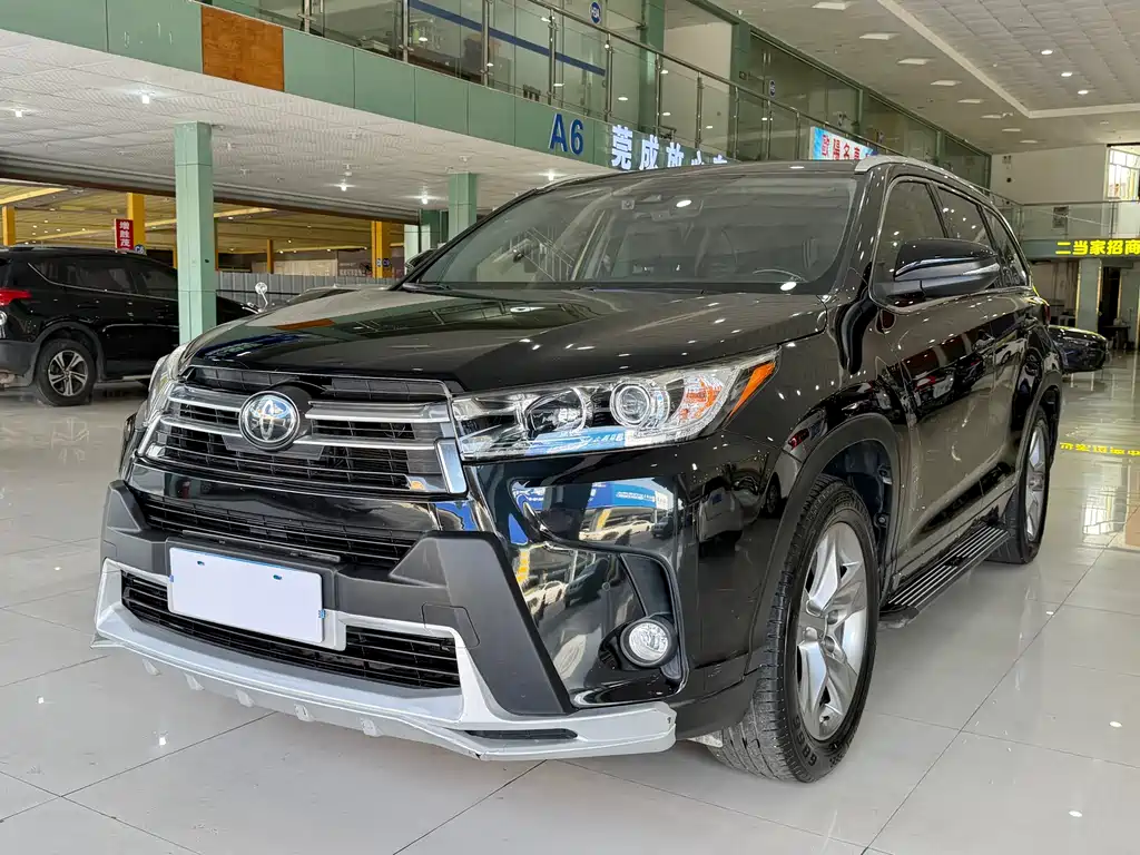 Toyota Highlander 2021