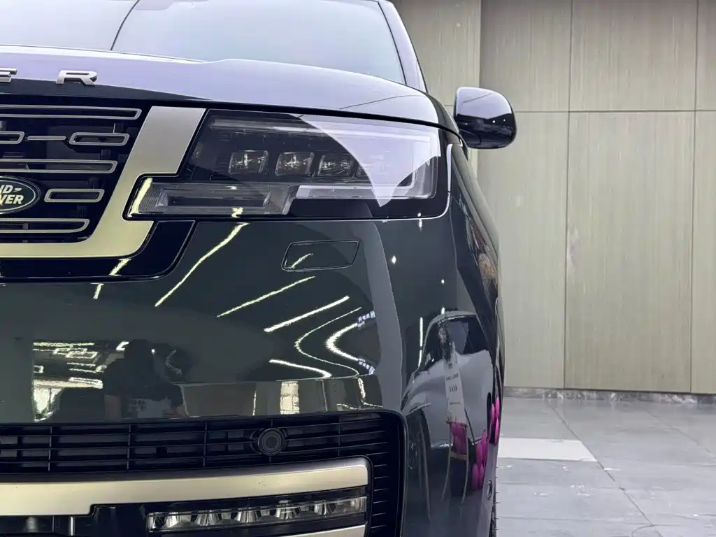 Land Rover Range Rover — миниатюра 7