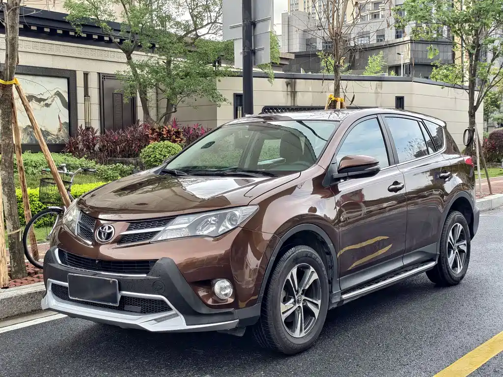 Toyota RAV4 2016