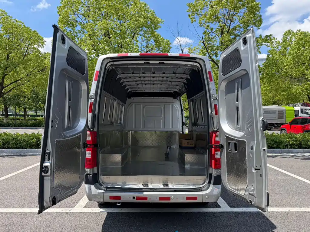 Foton Tuyano X7 — миниатюра 23