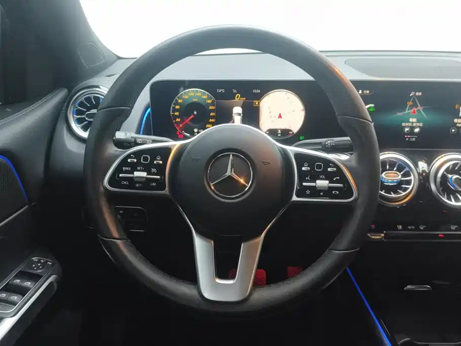 Mercedes-Benz GLB — миниатюра 15