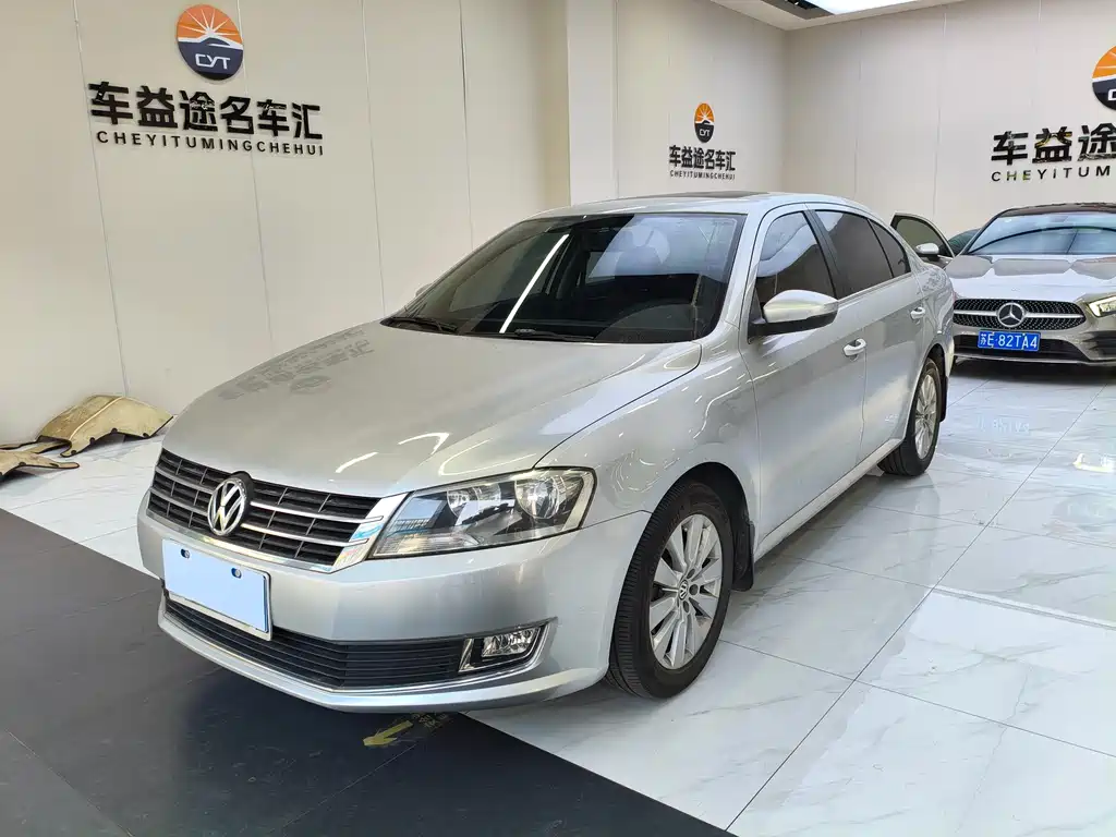 Volkswagen Lavida 2013