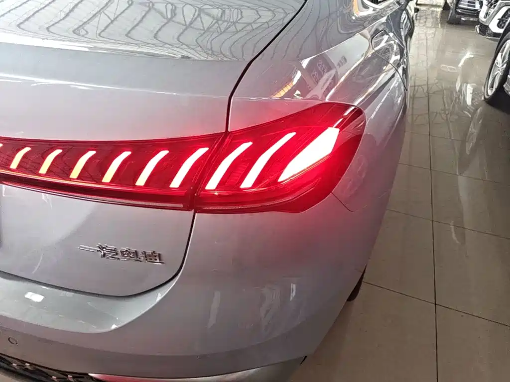 Audi A5L — миниатюра 8