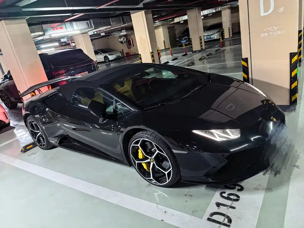 Lamborghini Huracán 2020 Huracán EVO RWD Spyder