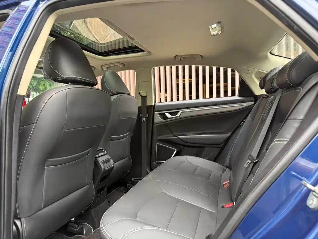 Geely Emgrand GL — миниатюра 6