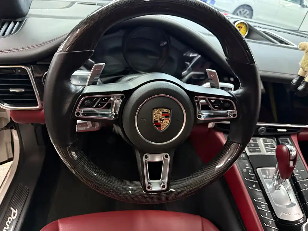 Porsche Panamera — миниатюра 4