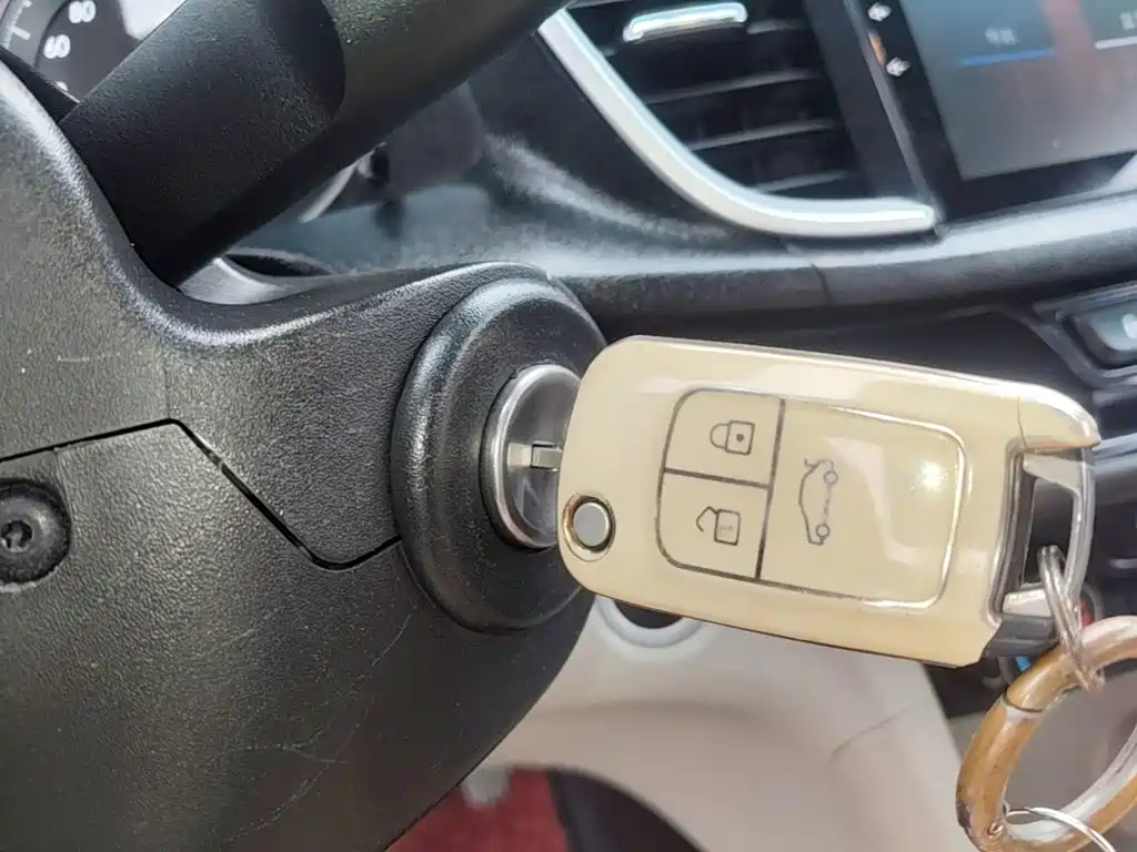 Buick Excelle — миниатюра 9